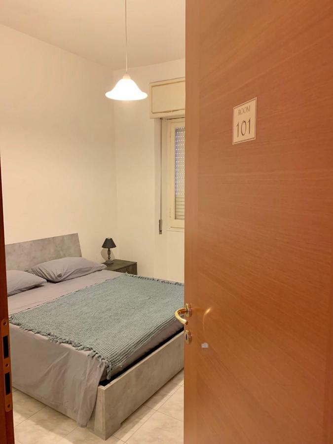 Hotel Il Corso Cagliari Esterno foto